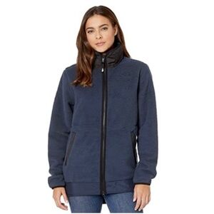 NWT North Face Size XS Urban Navy Blue
Oversized Sherpa Parka Jacket